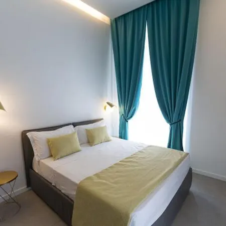 Oda ve Kahvaltı Cortese Napoli