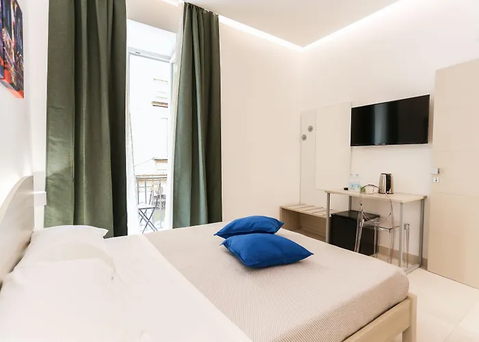 Cortese 4* ナポリ